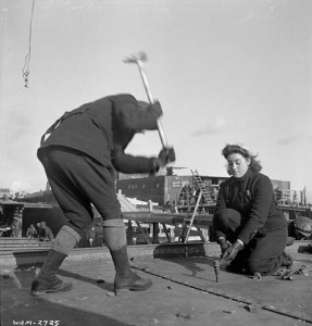 Female workers in action at the Pictou shipyard, Nova Scotia, January 1943. National Film Board of Canada. Photothèque. Library and Archives Canada